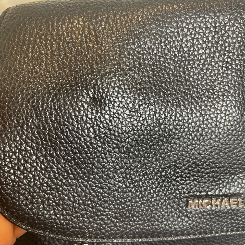 Michael Kors Black Shoulder Bag - Picture 3 of 7